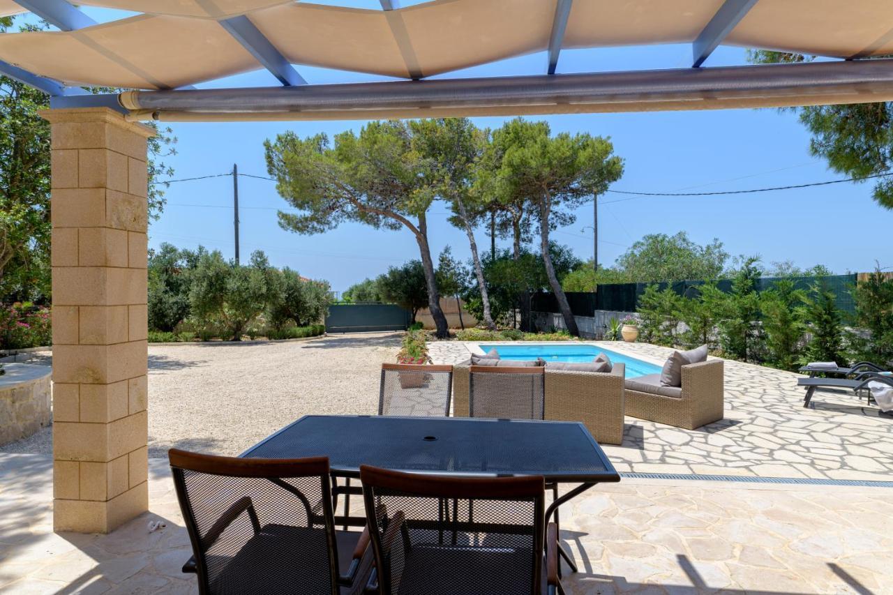 Villa Ponderosa Lixouri Exterior foto