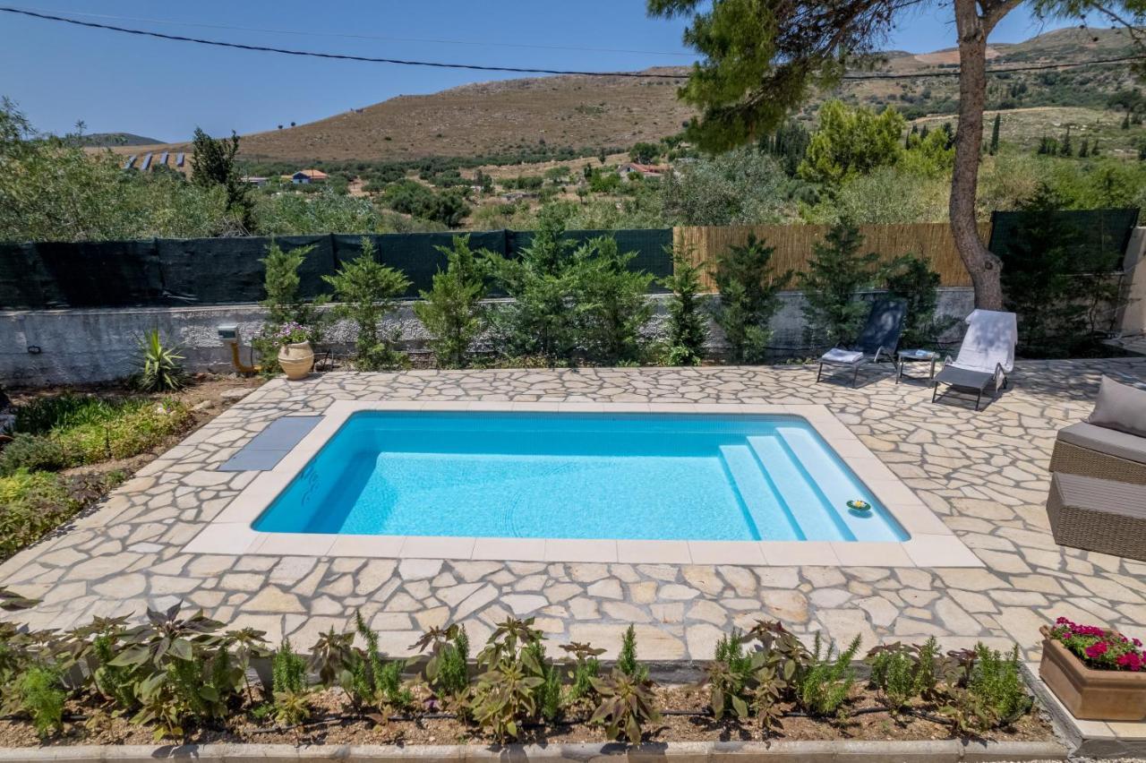 Villa Ponderosa Lixouri Exterior foto