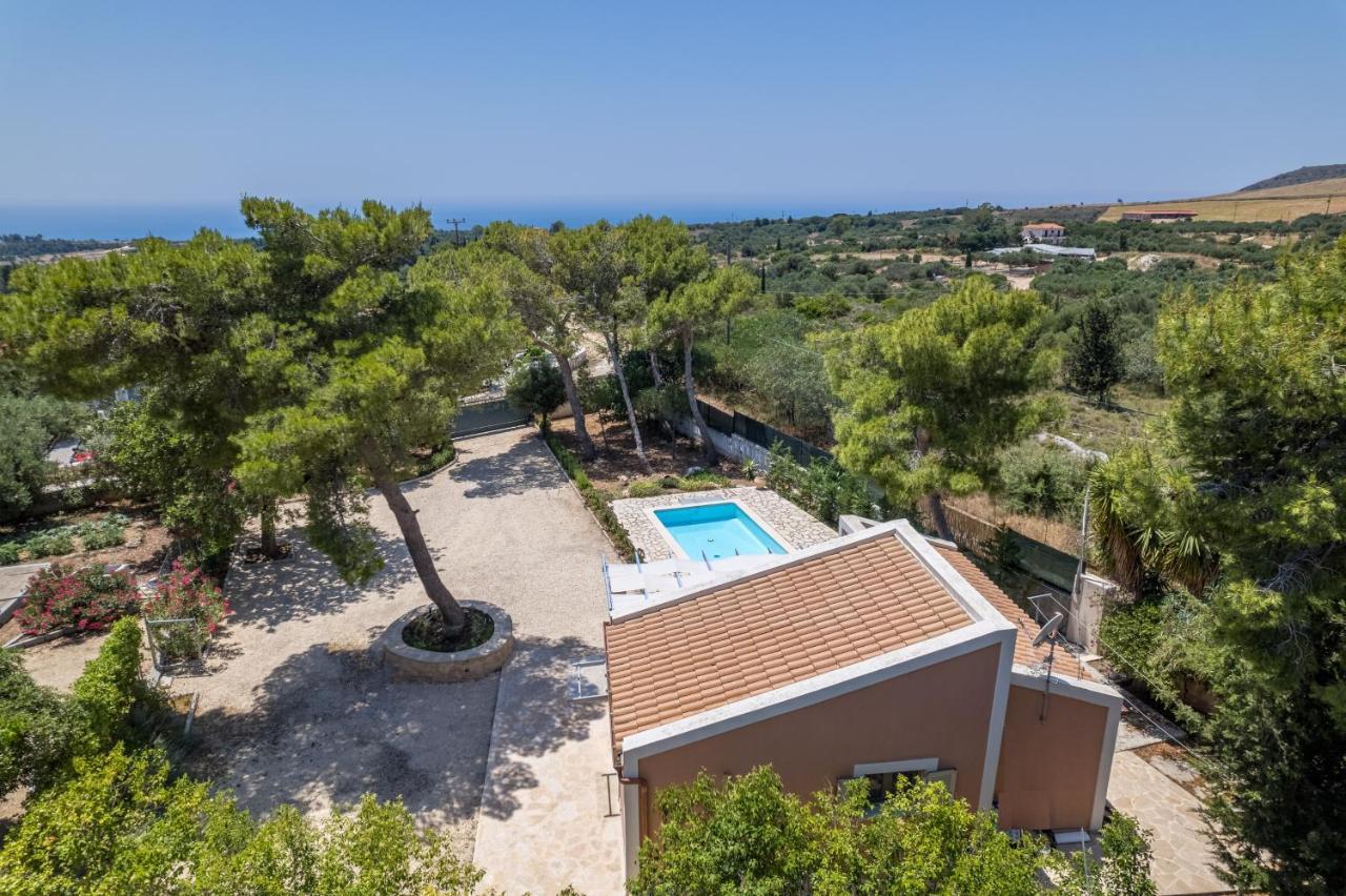 Villa Ponderosa Lixouri Exterior foto